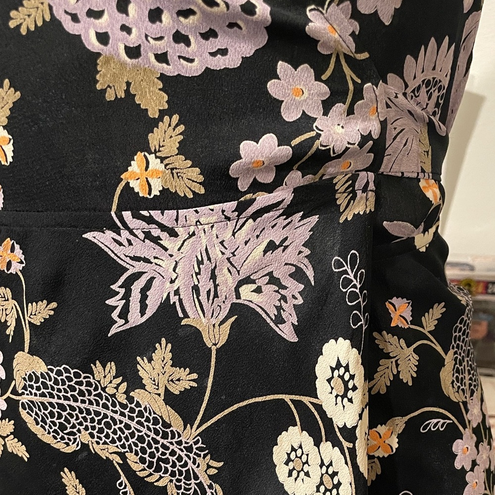 Reformation Black and Purple Floral Wrap Dress sz XS - Picture 4 of 12
